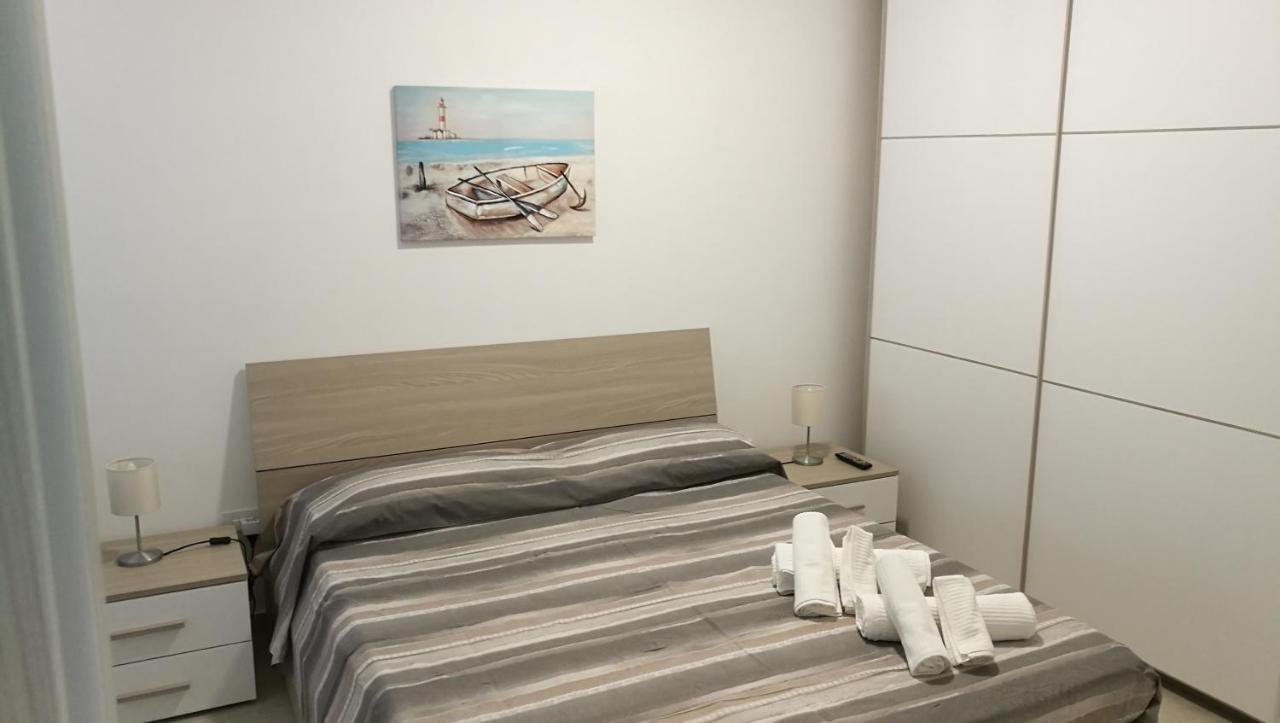 White & Blue Apartment Lido di Noto ภายนอก รูปภาพ